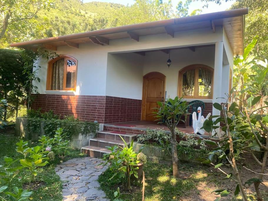 Вилла Peaceful Hideaway Санта-Крус-ла-Лагуна Экстерьер фото